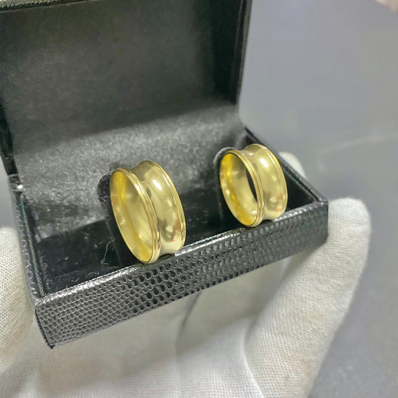 PAR DE ALIANÇAS MOD CÔNCAVA 8MM - WRDJOIAS