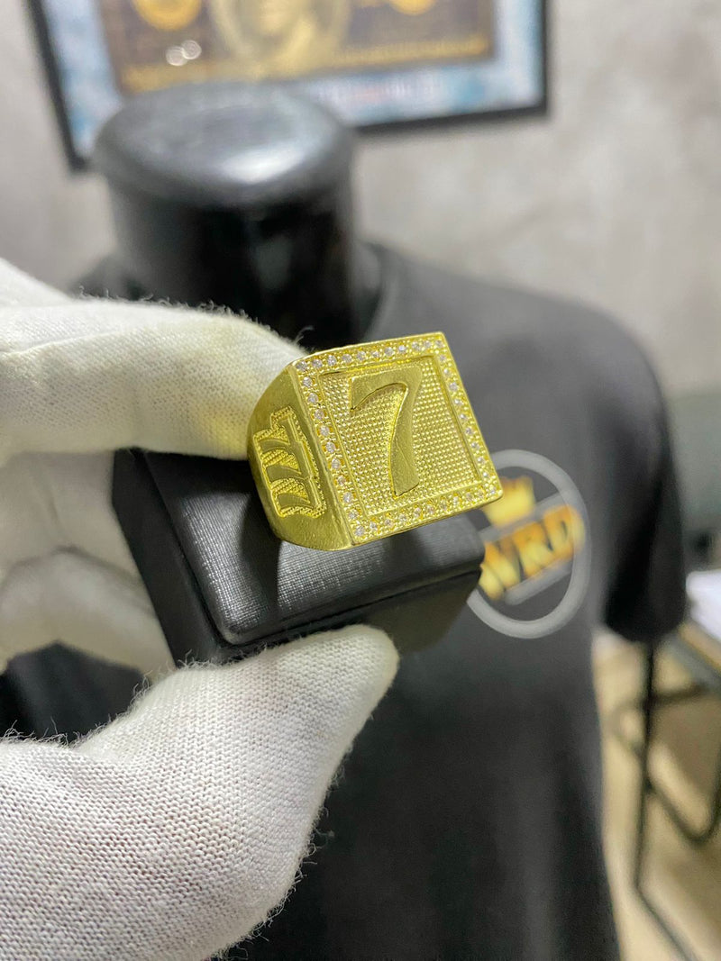 ANEL PERSONALIZADO 777 CRAVEJADO - WRDJOIAS