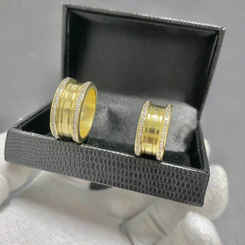 PAR DE ALIANÇAS MOD BULGARIA 10MM CRAVEJADA - WRDJOIAS
