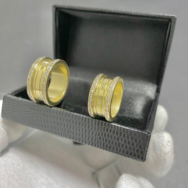 PAR DE ALIANÇAS MOD BULGARIA 10MM CRAVEJADA - WRDJOIAS