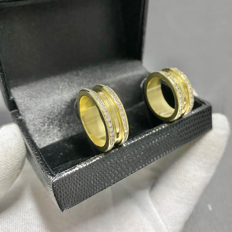 PAR DE ALIANÇAS MOD BULGARIA 8MM CRAVEJADA - WRDJOIAS