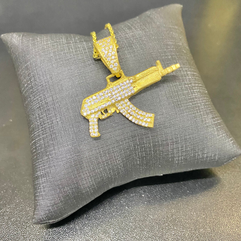 PINGENTE ARMA UZI CRAVEJADA - WRDJOIAS